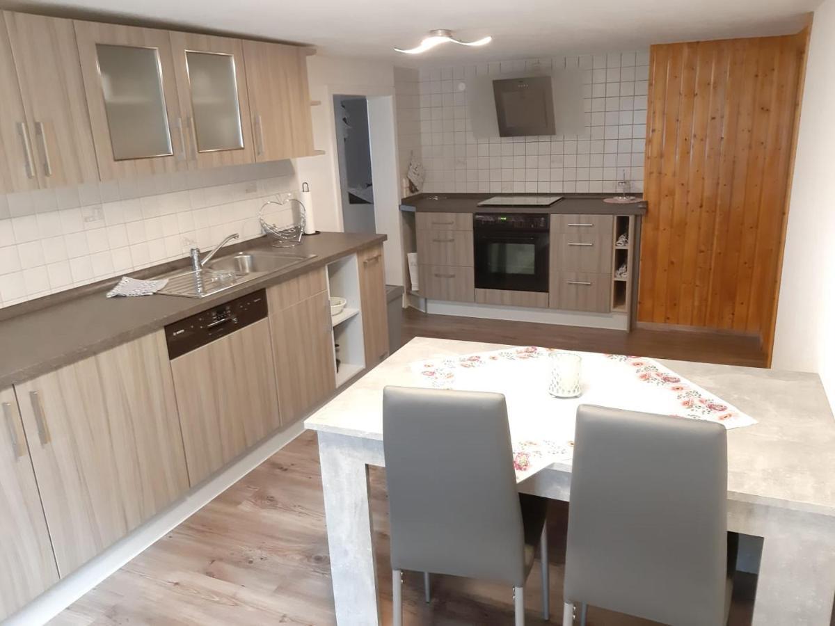 Familienfreundliche Ferienwohnung Zschorlau Eksteriør bilde
