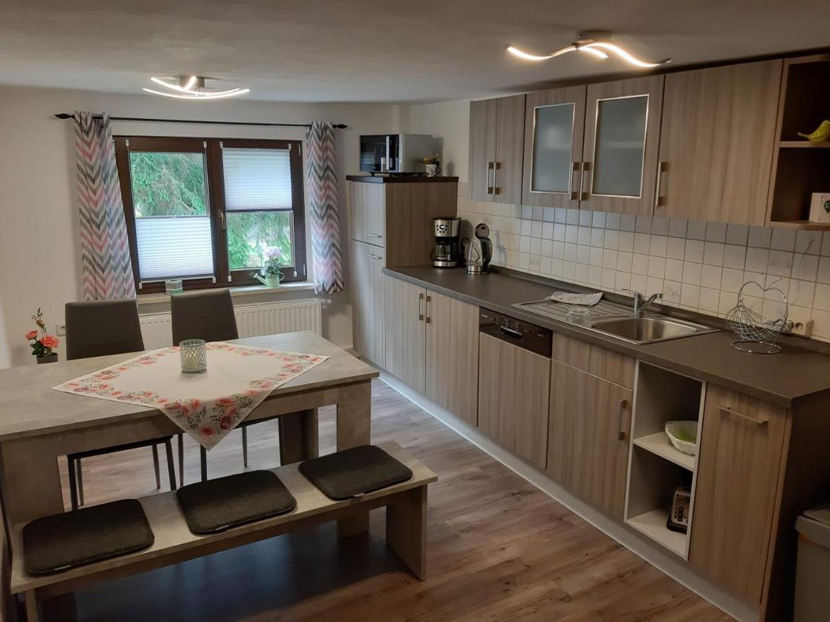 Familienfreundliche Ferienwohnung Zschorlau Eksteriør bilde
